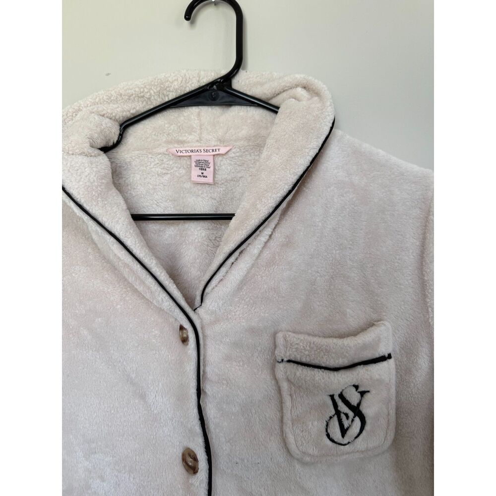 Victoria’s Secret Cream Plush Sherpa Fleece Pajama Top with Piping - Medium